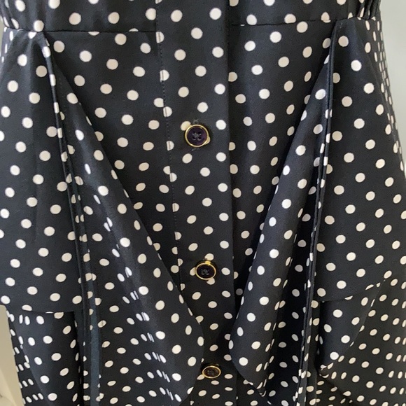 Michael Kors collared button dress with flattering waist tie! - Picture 5 of 6